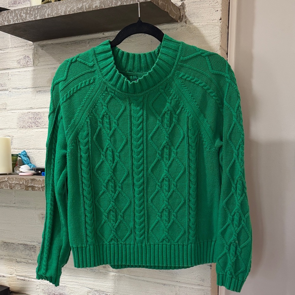 GAP Vibrant Green Cable Knit Sweater